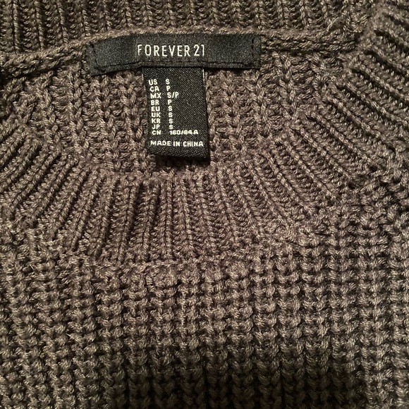 Forever21 sweater - Picture 3 of 4